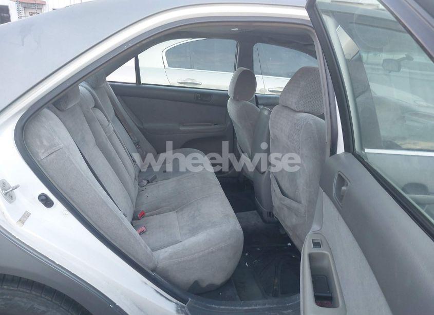 Photo 8 of 2002 Toyota Camry LE/SE/XLE (VIN 4T1BE30K524105993)