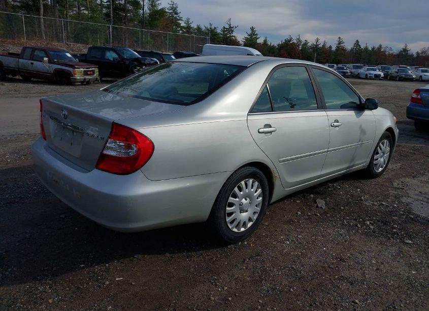 Photo 4 of 2003 Toyota Camry XLE (VIN 4T1BE30K53U251134)