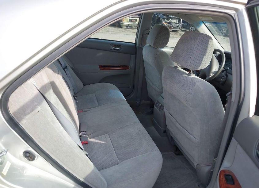 Photo 8 of 2003 Toyota Camry XLE (VIN 4T1BE30K53U251134)