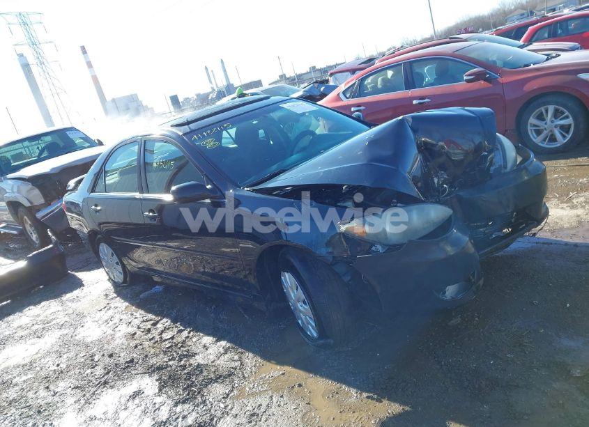 2005 Toyota Camry SE (VIN 4T1BE30K55U008118) main photo