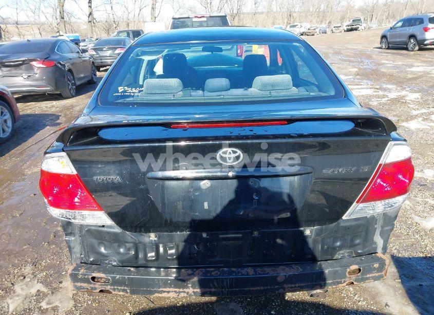 Photo 17 of 2005 Toyota Camry SE (VIN 4T1BE30K55U008118)
