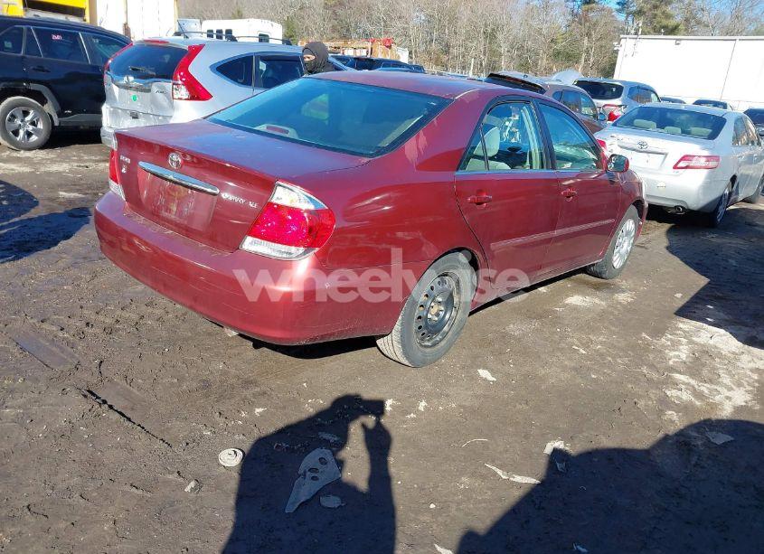 Photo 4 of 2005 Toyota Camry XLE (VIN 4T1BE30K55U068397)