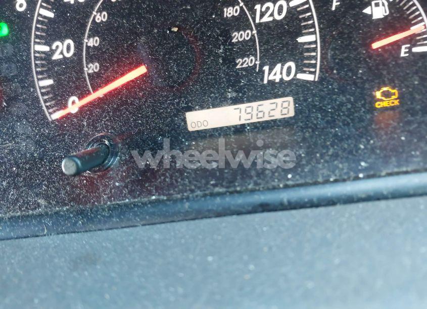 Photo 6 of 2005 Toyota Camry XLE (VIN 4T1BE30K55U068397)
