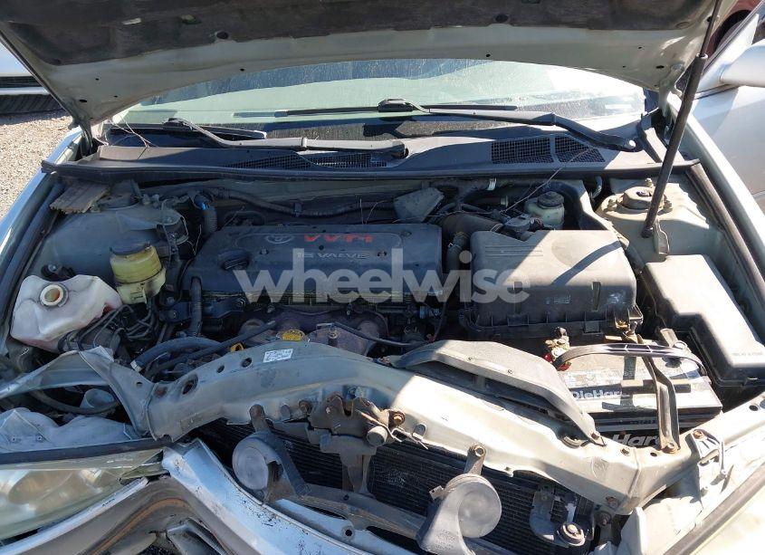 Photo 10 of 2005 Toyota Camry XLE (VIN 4T1BE30K55U097768)