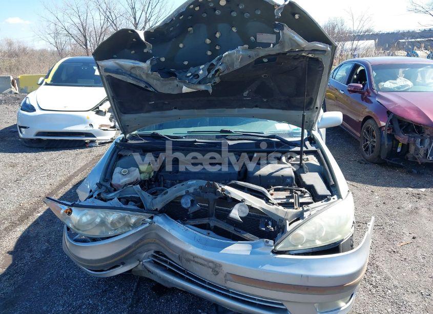 Photo 6 of 2005 Toyota Camry XLE (VIN 4T1BE30K55U097768)