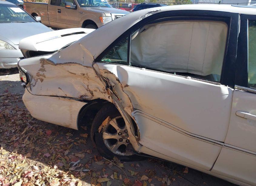 Photo 6 of 2005 Toyota Camry XLE (VIN 4T1BE30K55U583318)