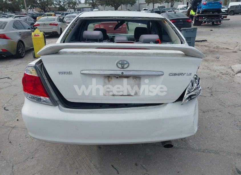 Photo 17 of 2005 Toyota Camry LE (VIN 4T1BE30K55U625776)