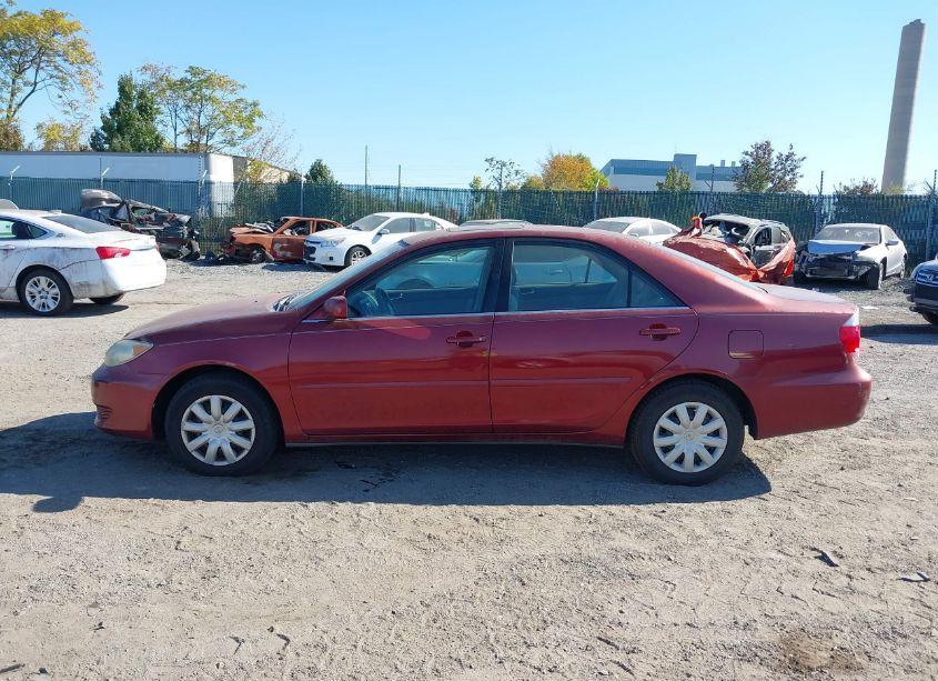 Photo 15 of 2006 Toyota Camry LE (VIN 4T1BE30K56U156836)