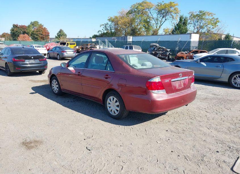 Photo 3 of 2006 Toyota Camry LE (VIN 4T1BE30K56U156836)