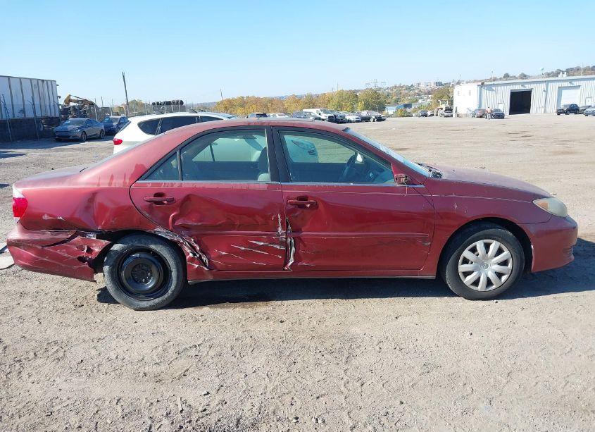 Photo 6 of 2006 Toyota Camry LE (VIN 4T1BE30K56U156836)