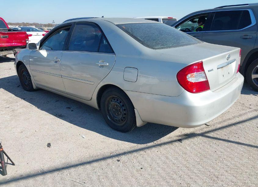 Photo 3 of 2003 Toyota Camry LE (VIN 4T1BE30K63U151267)