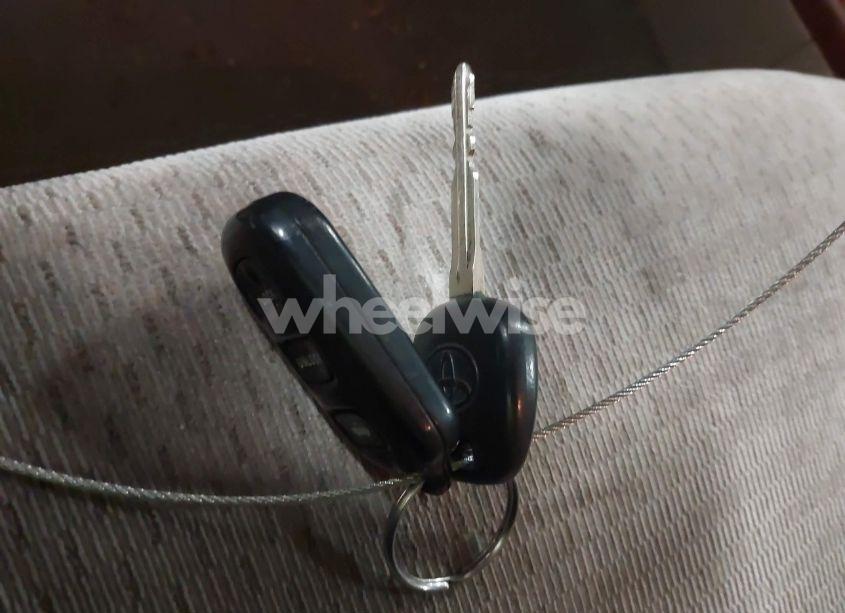 Photo 11 of 2003 Toyota Camry XLE (VIN 4T1BE30K63U699401)