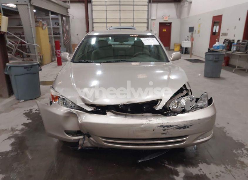 Photo 12 of 2003 Toyota Camry XLE (VIN 4T1BE30K63U699401)