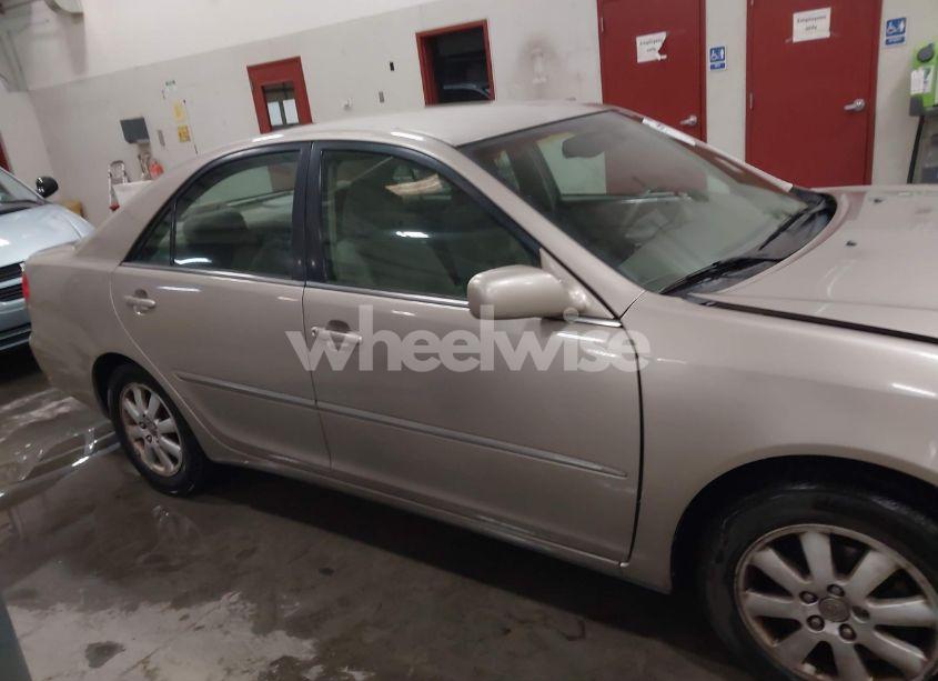 Photo 13 of 2003 Toyota Camry XLE (VIN 4T1BE30K63U699401)