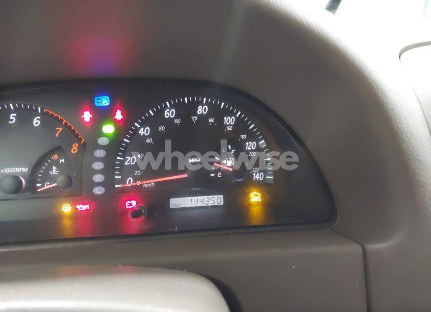 Photo 15 of 2003 Toyota Camry XLE (VIN 4T1BE30K63U699401)