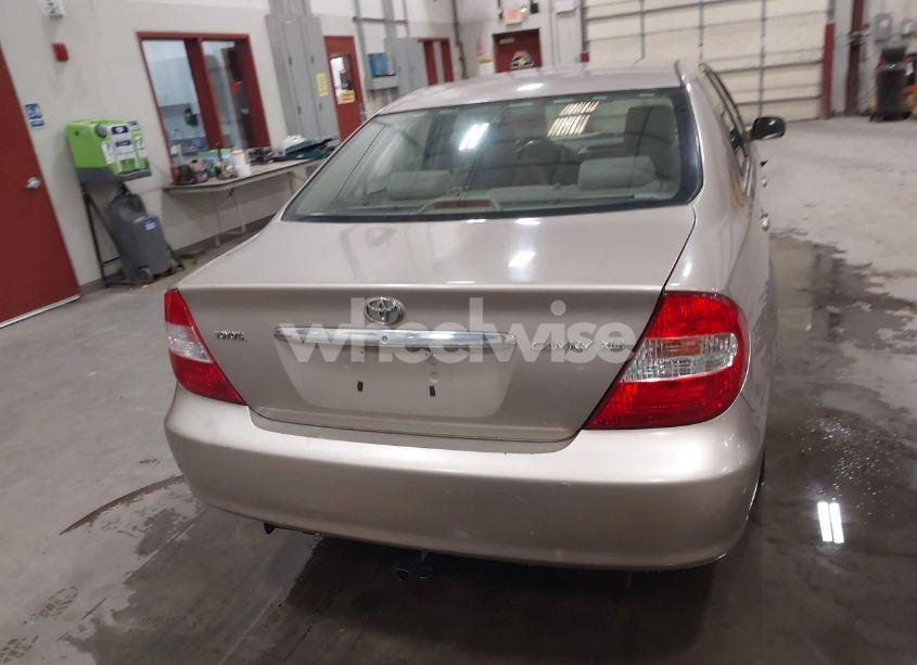 Photo 16 of 2003 Toyota Camry XLE (VIN 4T1BE30K63U699401)