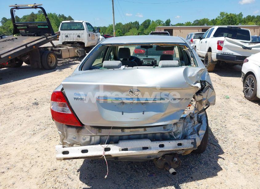 Photo 16 of 2004 Toyota Camry XLE (VIN 4T1BE30K64U346562)