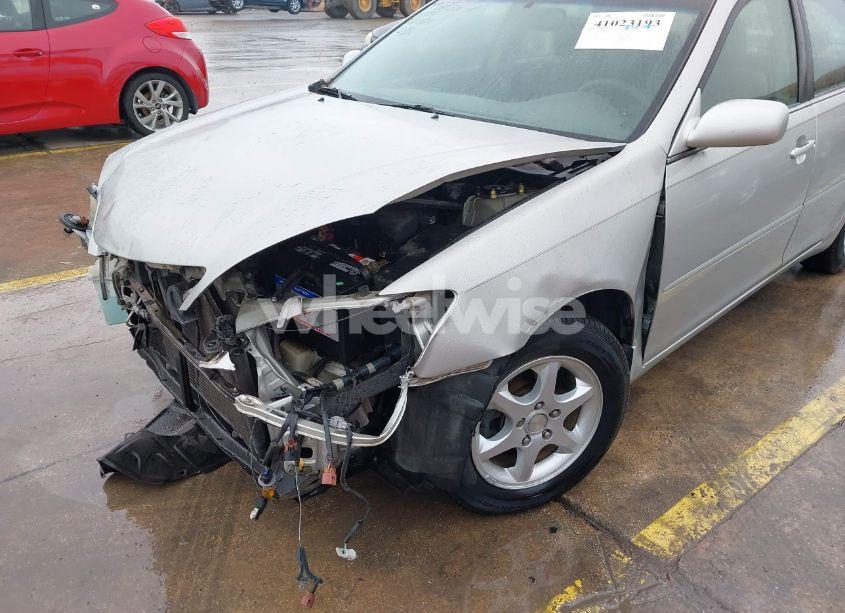 Photo 18 of 2005 Toyota Camry LE (VIN 4T1BE30K65U061488)