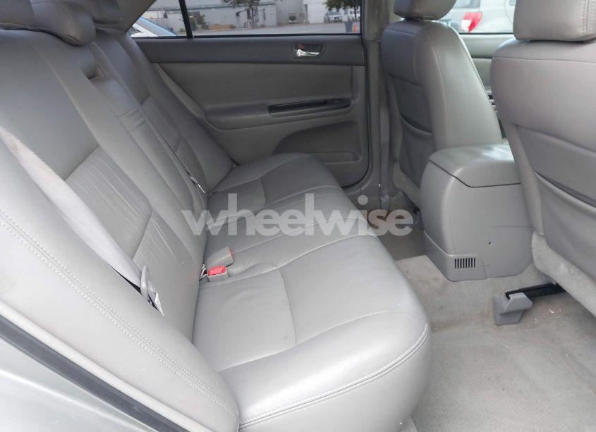 Photo 8 of 2005 Toyota Camry LE (VIN 4T1BE30K65U532247)