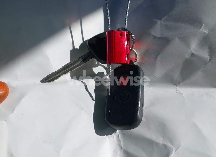 Photo 11 of 2005 Toyota Camry LE (VIN 4T1BE30K65U543152)