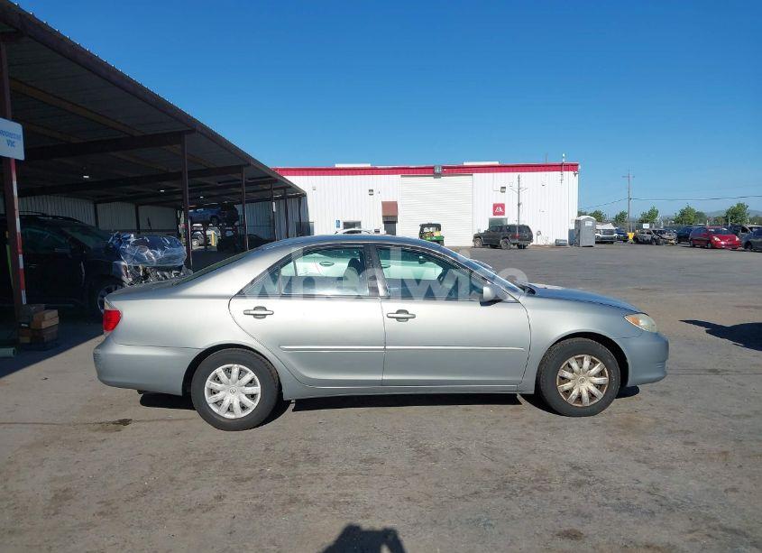 Photo 13 of 2005 Toyota Camry LE (VIN 4T1BE30K65U543152)