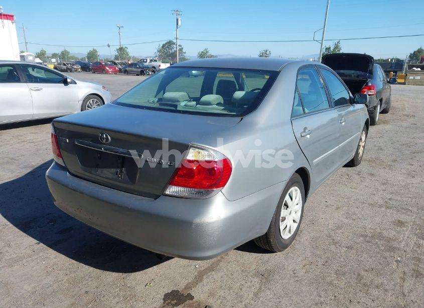 Photo 4 of 2005 Toyota Camry LE (VIN 4T1BE30K65U543152)