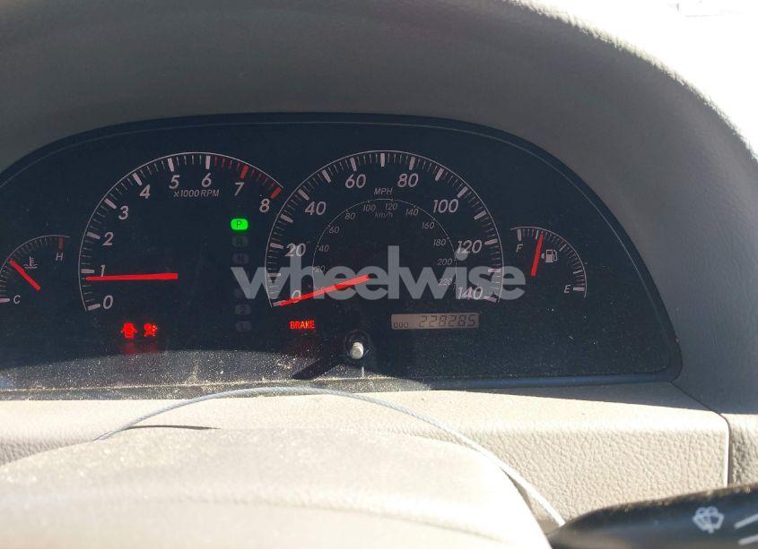 Photo 7 of 2005 Toyota Camry LE (VIN 4T1BE30K65U543152)