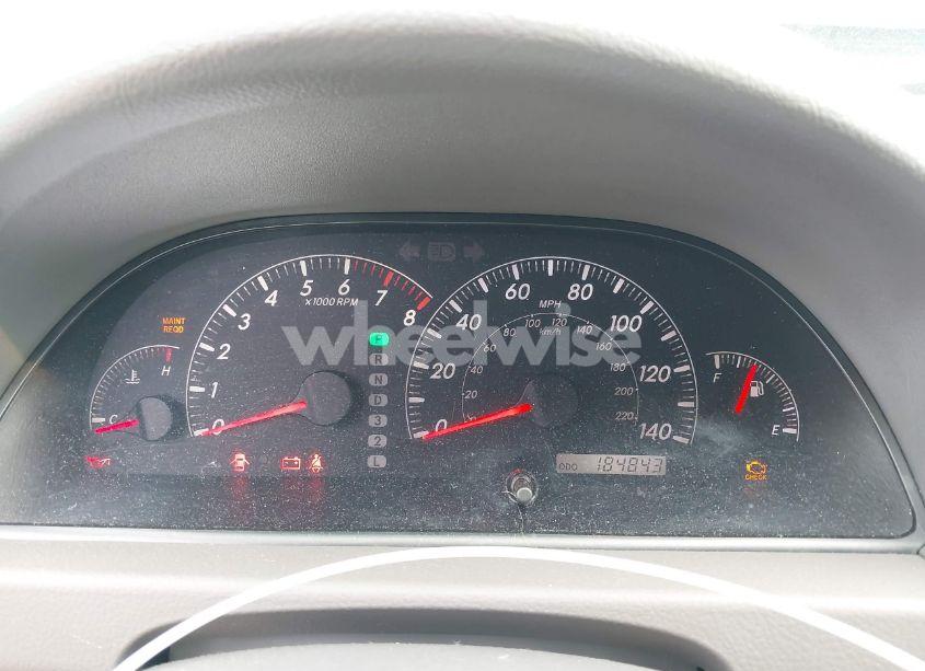 Photo 7 of 2005 Toyota Camry LE (VIN 4T1BE30K65U570707)