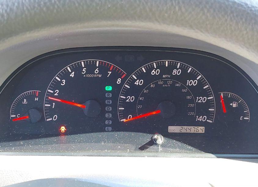 Photo 7 of 2005 Toyota Camry LE (VIN 4T1BE30K65U586938)