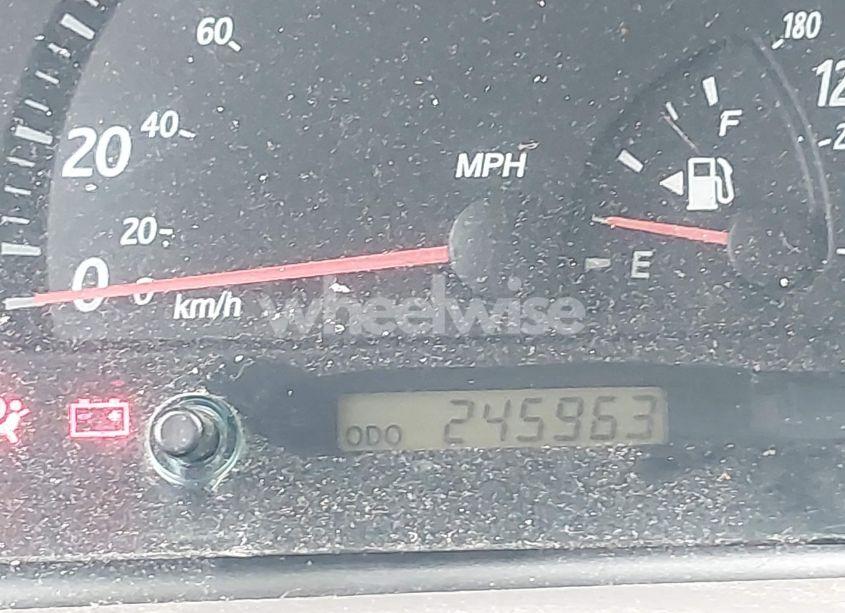 Photo 15 of 2002 Toyota Camry LE (VIN 4T1BE30K72U574955)