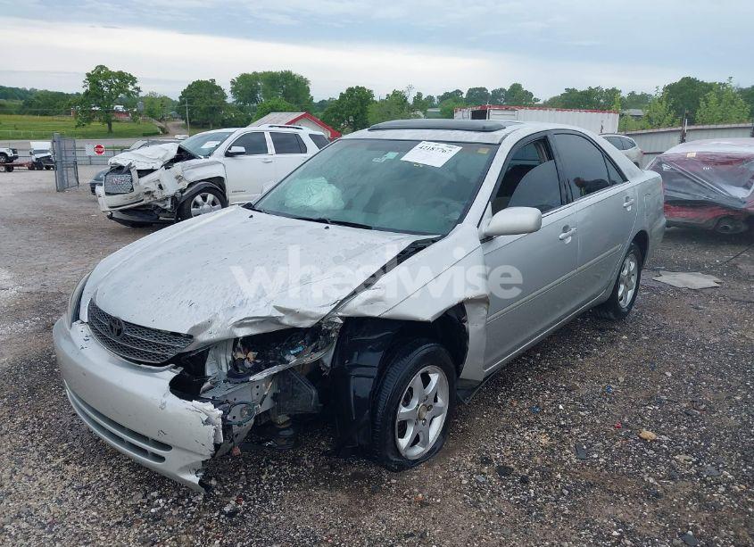 Photo 2 of 2002 Toyota Camry LE (VIN 4T1BE30K72U574955)