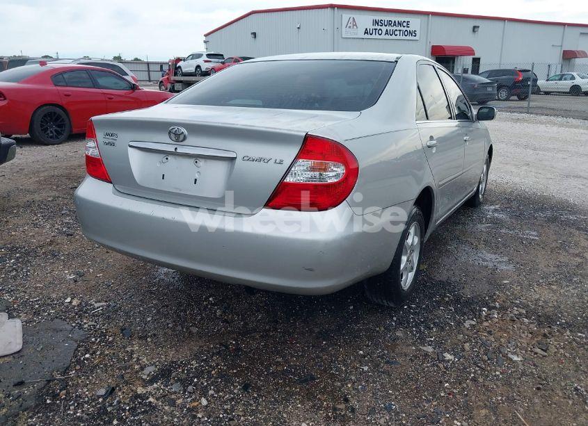 Photo 4 of 2002 Toyota Camry LE (VIN 4T1BE30K72U574955)