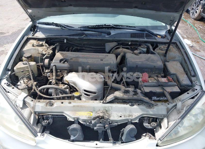 Photo 10 of 2003 Toyota Camry XLE (VIN 4T1BE30K73U679366)