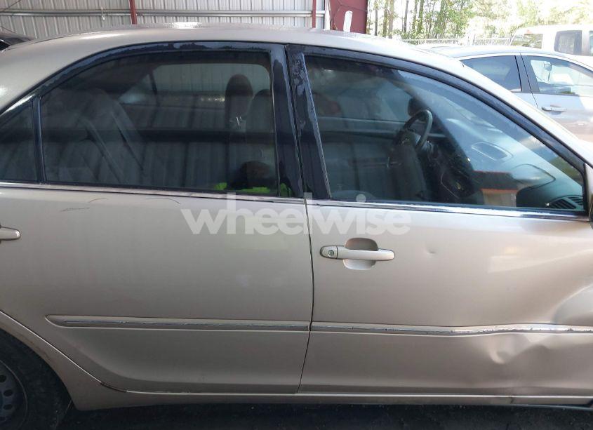 Photo 13 of 2003 Toyota Camry XLE (VIN 4T1BE30K73U723155)