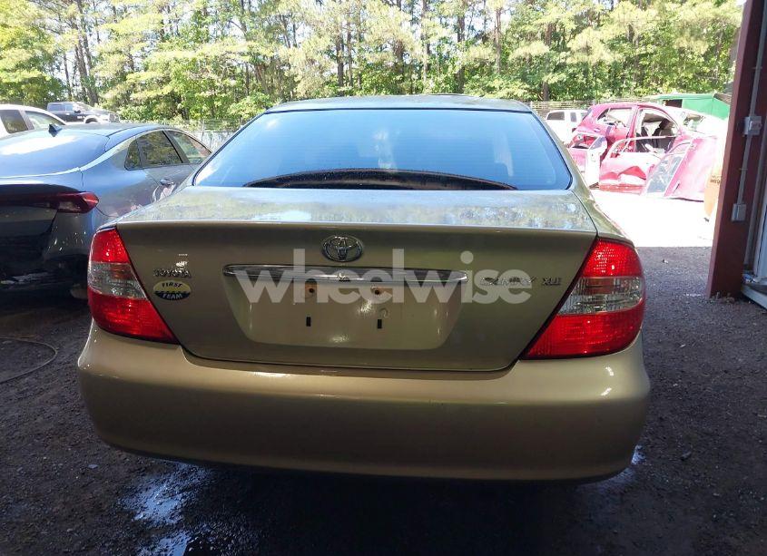 Photo 16 of 2003 Toyota Camry XLE (VIN 4T1BE30K73U723155)