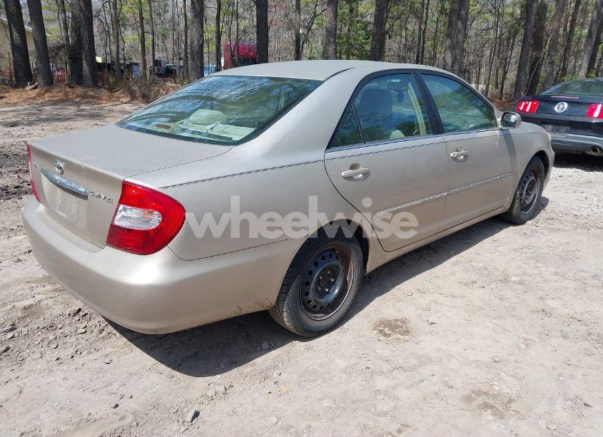 Photo 4 of 2004 Toyota Camry XLE (VIN 4T1BE30K74U291409)