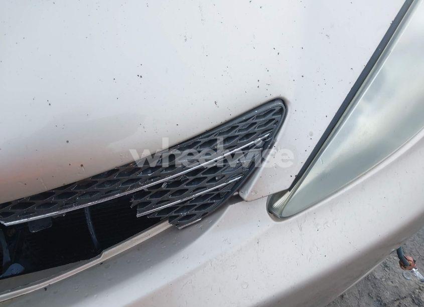 Photo 13 of 2004 Toyota Camry XLE (VIN 4T1BE30K74U340642)