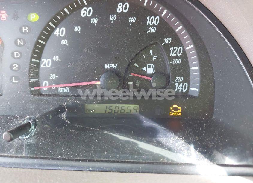 Photo 7 of 2004 Toyota Camry LE (VIN 4T1BE30K74U364617)