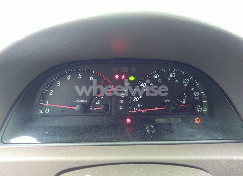 Photo 7 of 2004 Toyota Camry LE (VIN 4T1BE30K74U790548)