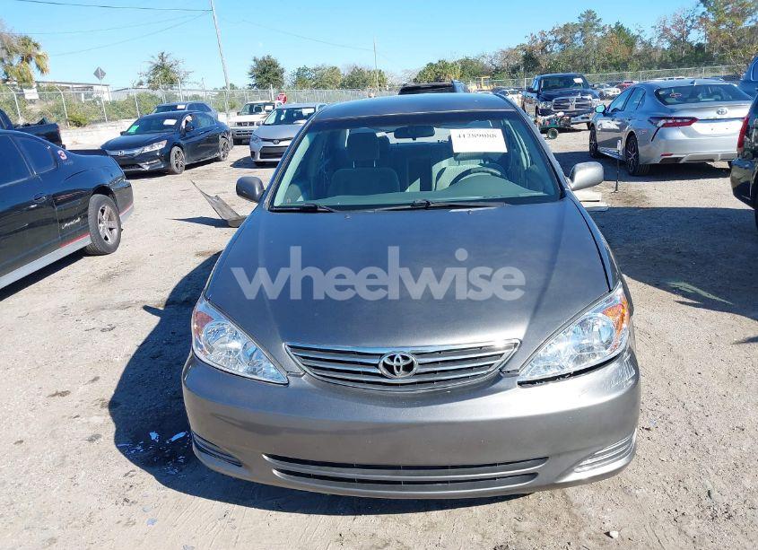Photo 12 of 2004 Toyota Camry LE (VIN 4T1BE30K74U843779)