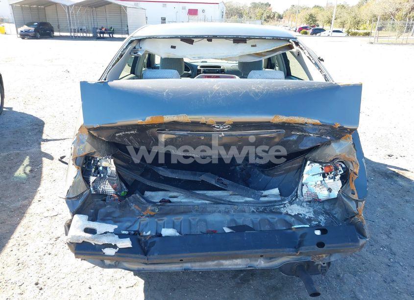 Photo 6 of 2004 Toyota Camry LE (VIN 4T1BE30K74U843779)