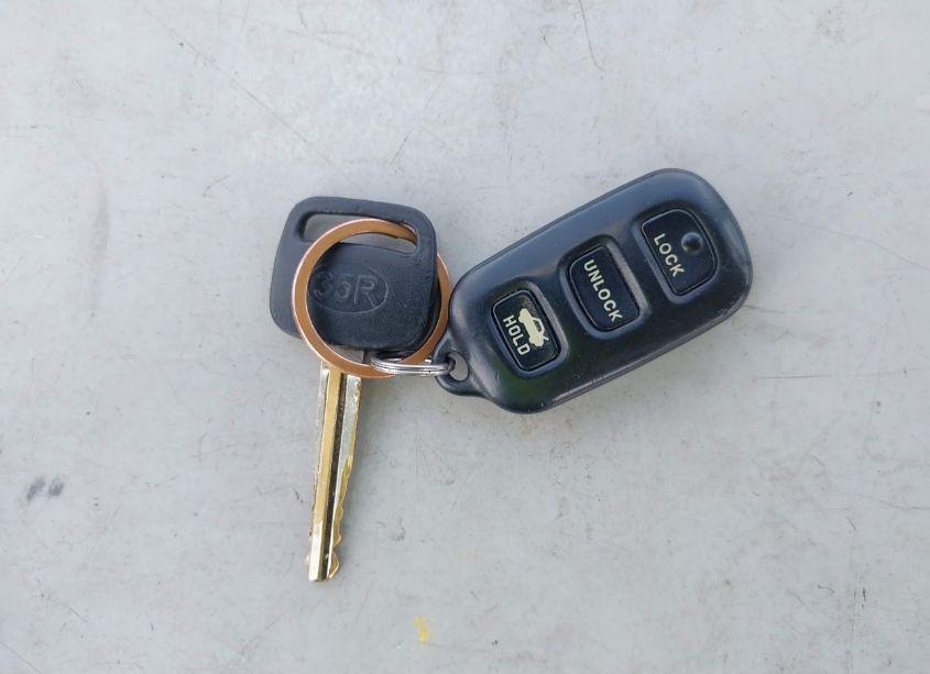 Photo 11 of 2005 Toyota Camry LE (VIN 4T1BE30K75U023865)