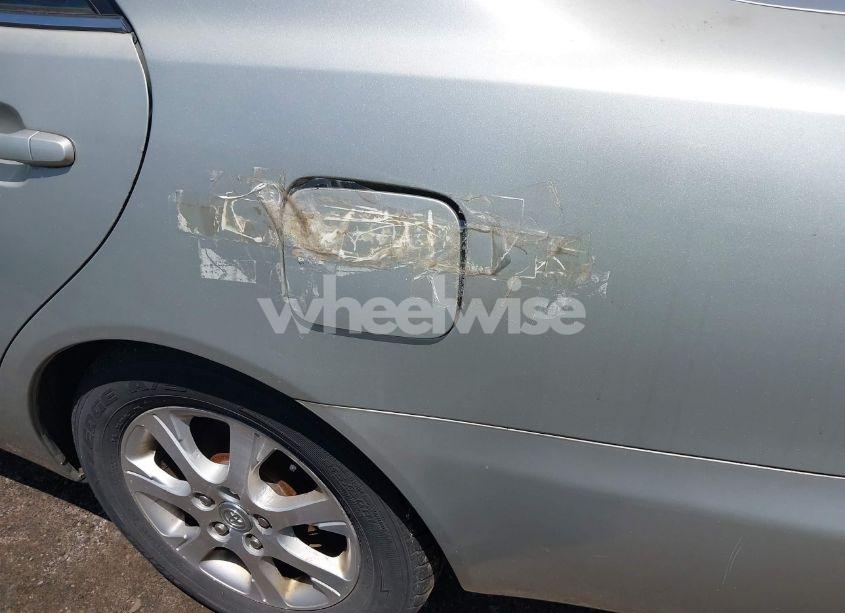 Photo 6 of 2005 Toyota Camry XLE (VIN 4T1BE30K75U059636)