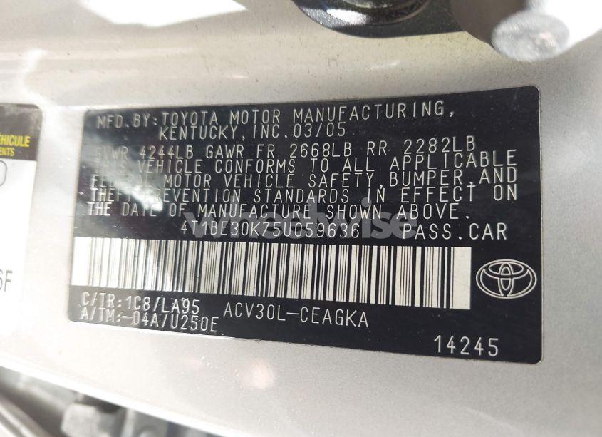 Photo 9 of 2005 Toyota Camry XLE (VIN 4T1BE30K75U059636)