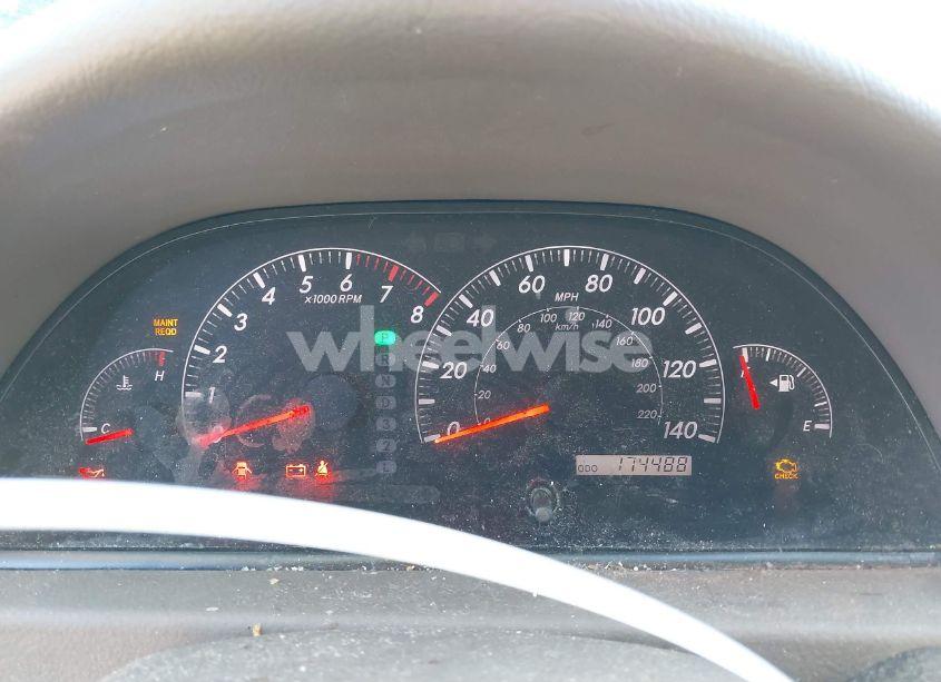 Photo 7 of 2005 Toyota Camry LE (VIN 4T1BE30K75U087985)