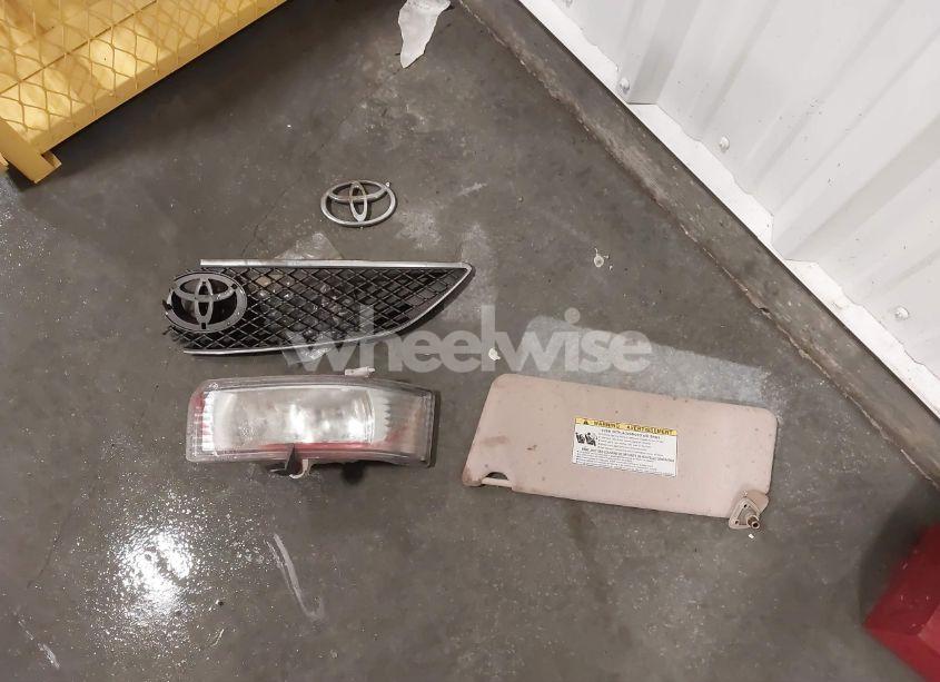 Photo 12 of 2005 Toyota Camry SE (VIN 4T1BE30K75U090921)