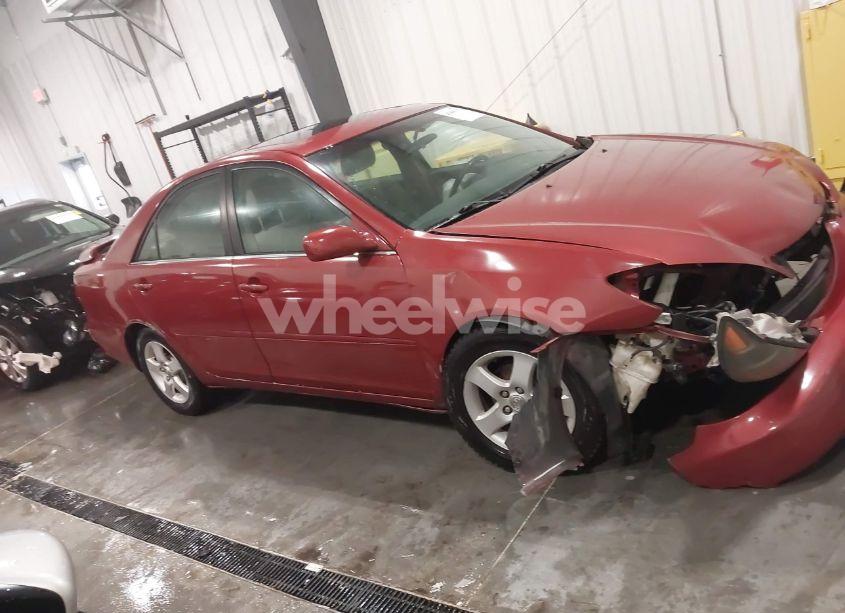 Photo 14 of 2005 Toyota Camry SE (VIN 4T1BE30K75U090921)