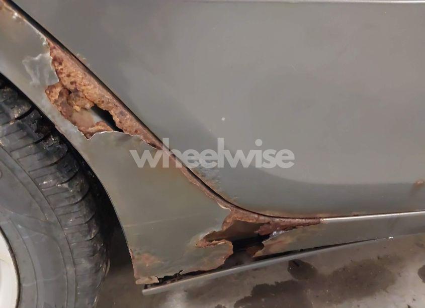 Photo 6 of 2005 Toyota Camry XLE (VIN 4T1BE30K75U507311)