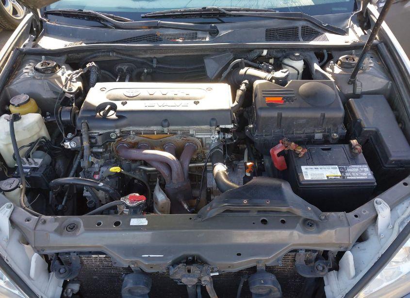 Photo 10 of 2005 Toyota Camry LE (VIN 4T1BE30K75U526425)