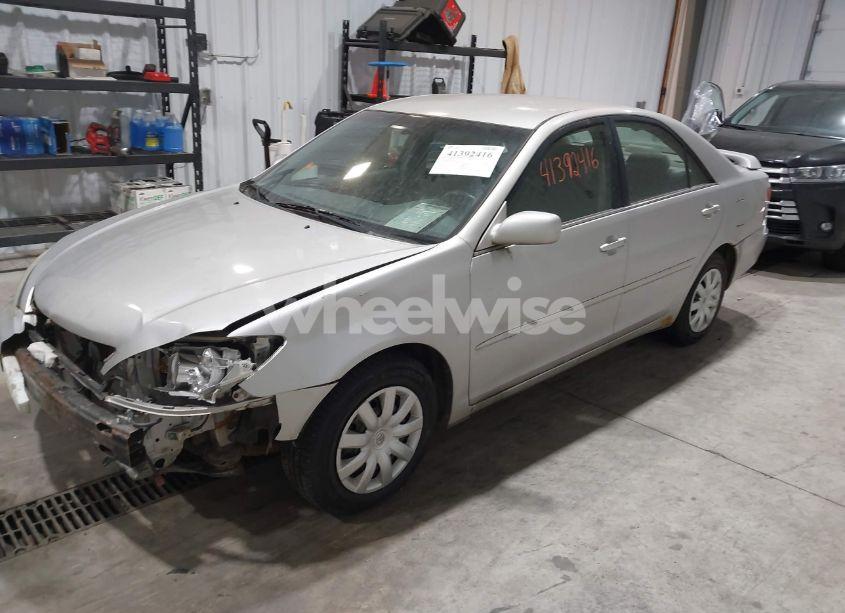 Photo 2 of 2006 Toyota Camry LE (VIN 4T1BE30K76U665407)